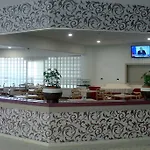 Sky 2 Отель 4*