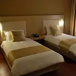 Hotel Sky 2 Tirana