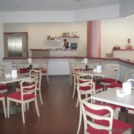 Sky 2 Hotel 4*
