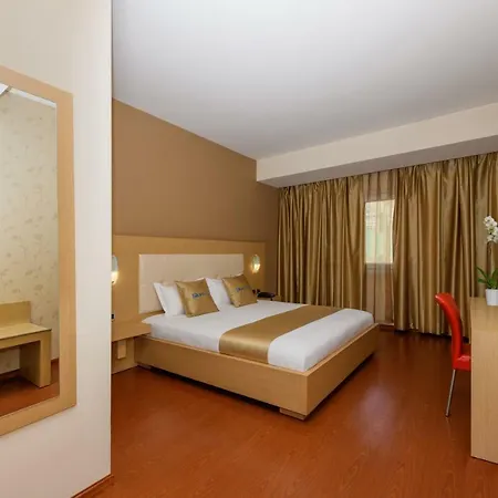 Hotel Sky 2 4*