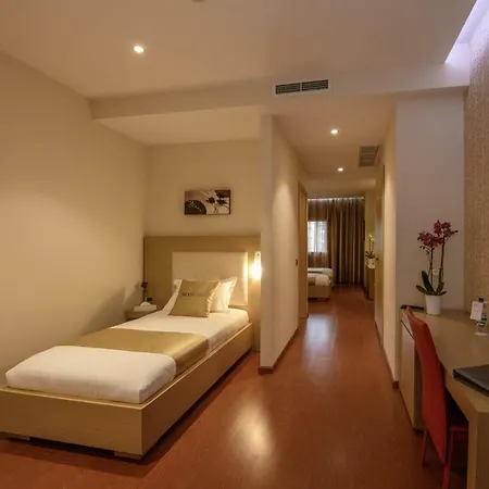 Szálloda Sky 2 Tirana