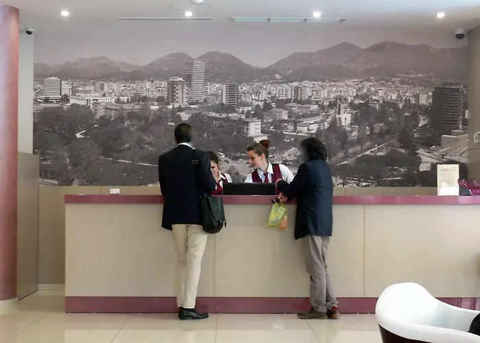 Sky 2 Ξενοδοχείο 4*