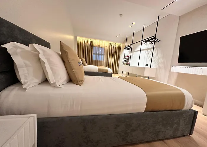 酒店 Sky 2 地拉那