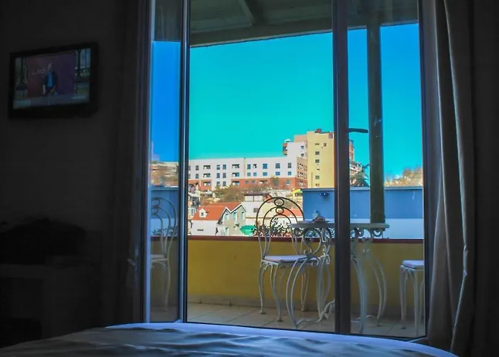 Ξενοδοχείο Sky 2 Τίρανα