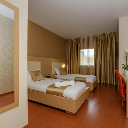 Sky 2 Hotel 4*