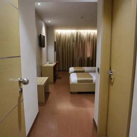 Sky 2 Hotel 4*