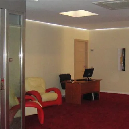Hotel Sky 2 4*