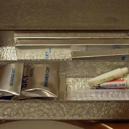 酒店 Sky 2 地拉那