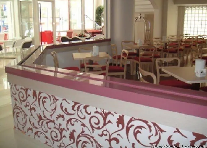 Sky 2 Hotel Tirana