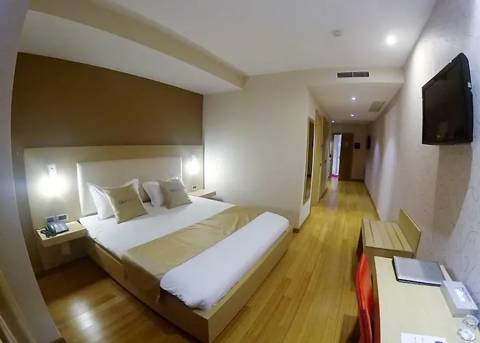 Sky 2 Hotel Tirana