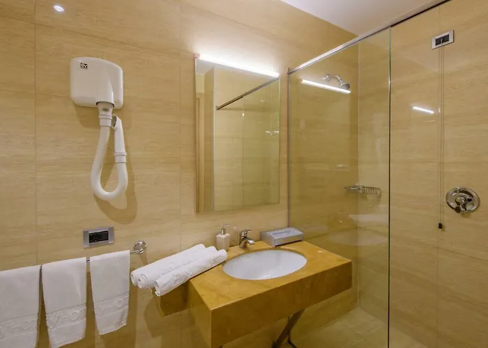 Hotel Sky 2 Tirana